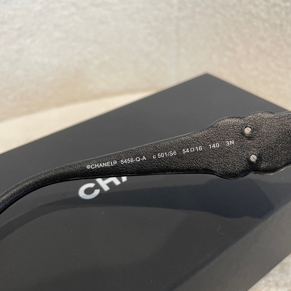 CHANEL Acetate Square CC Sunglasses - Picture 3 of 4